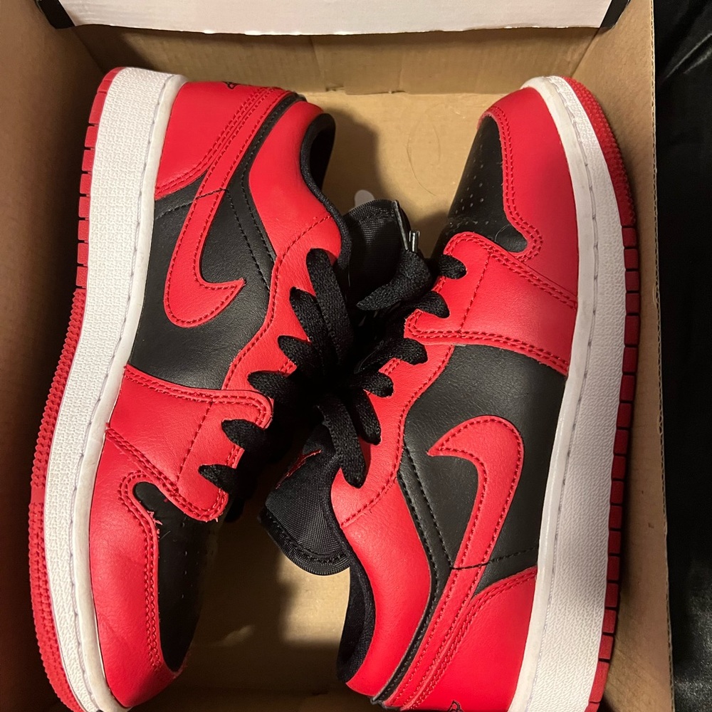 Air Jordan 1 low
